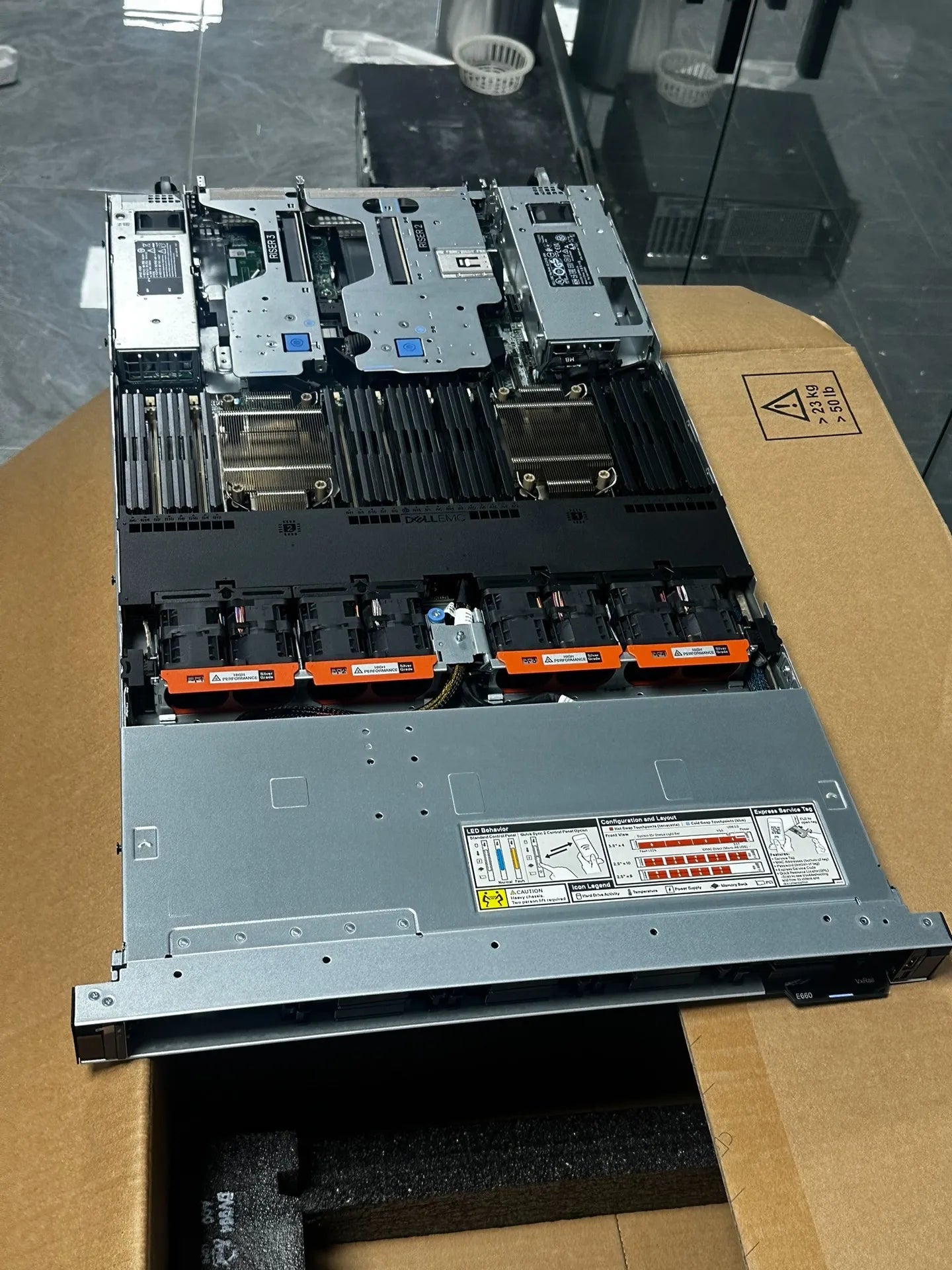 Original Brand New Del Poweredge R650 R650xs Server Xeon Cpu RAM Storage 1U Rack NAS Data Center Virtual GPU System Server