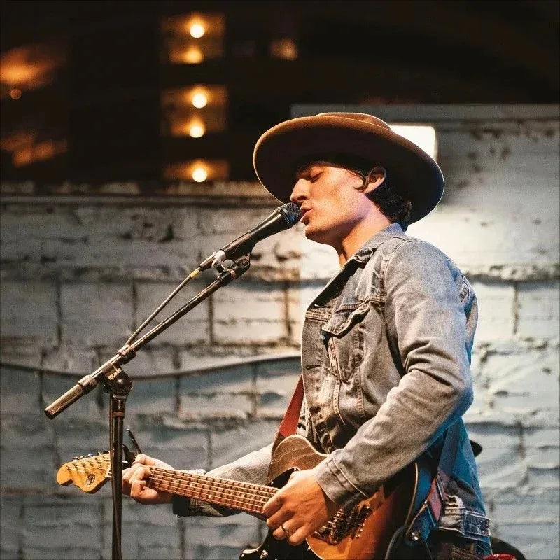 Sennheiser e935 Professional Vocal Dynamic Cardioid Microphone Stage Show Mobile K-song Performance Karaoke Capacitor Studio Mic