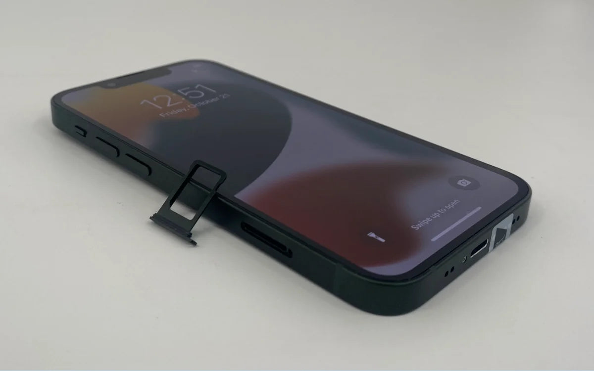 iPhone 13 mini  128GB/256GB ROM A15 IOS 5G  Face ID 5.4" OLED Screen Smartphone 12MP  cellphone  iphone 13mini