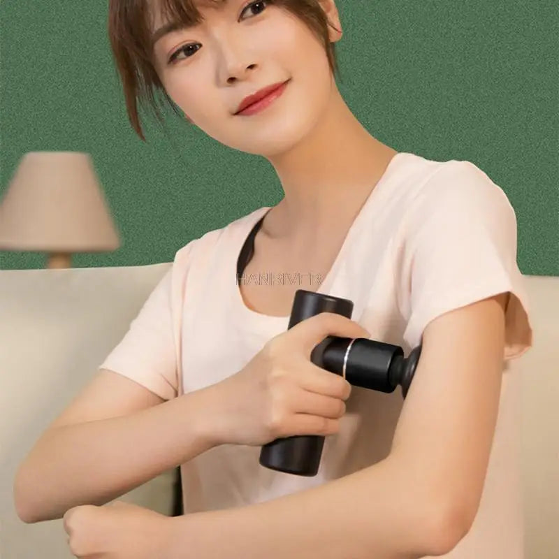 Mini Massage Gun Deep Muscle Vibration Relief Pain Relax Fitness Equipment Noise Reduction Design 4 Massage Heads Massager
