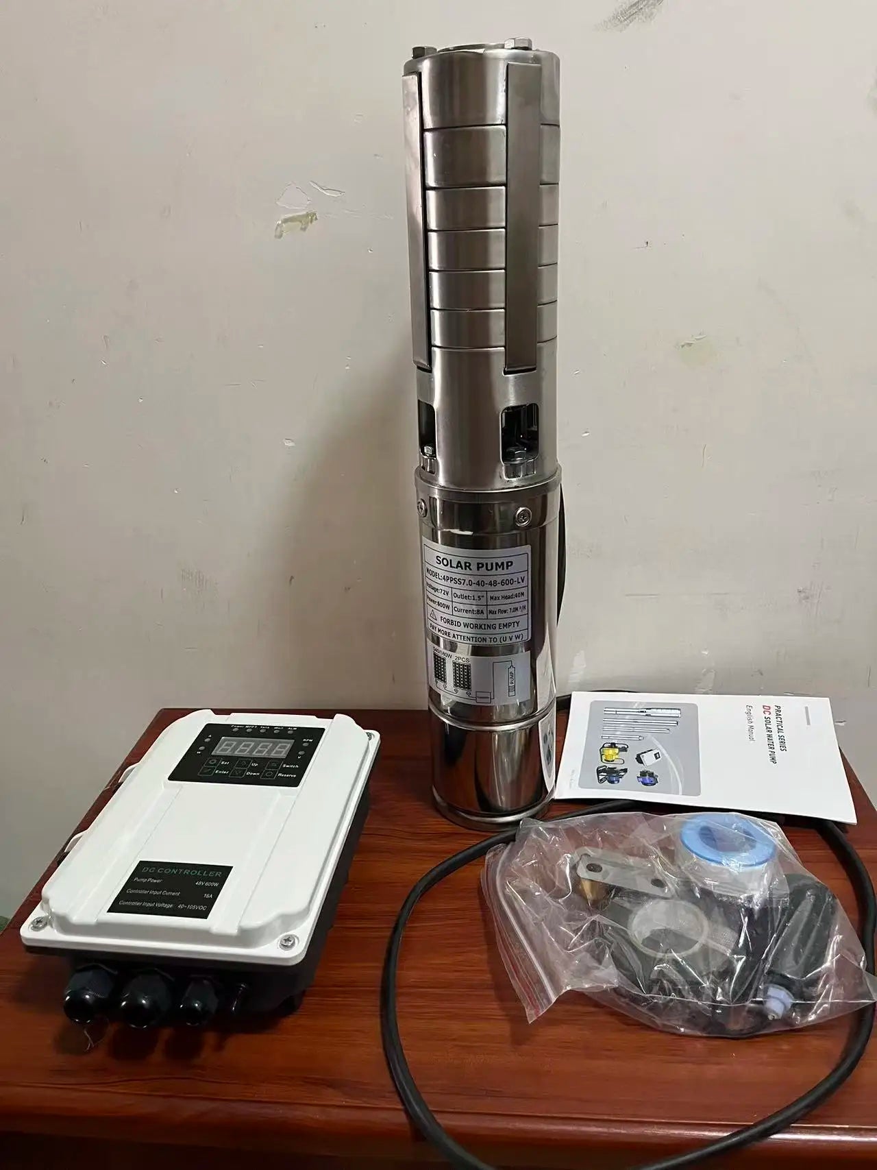 600W DC48V Solar Deep Well Pump with MPPT Controller 100% Stainless Steel Impeller Solar PV Submersible Pump 4"MaxFlow 7m³/H 40M